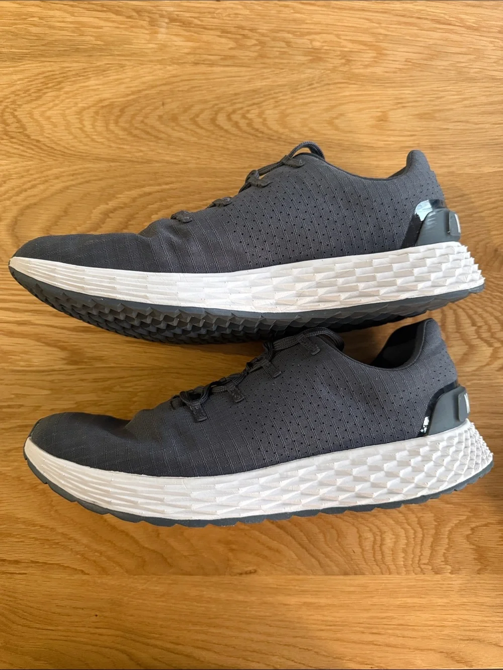 Men’s Nobull Allday Ripstop - size 10